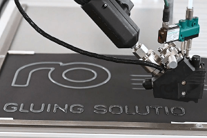 Cobot Gluing with Universal Robots