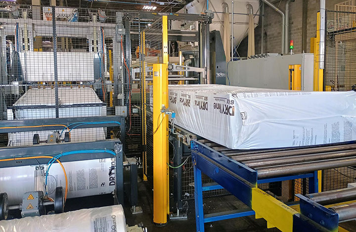 RoRo StretchPack® pakkemaskine for insulation panels